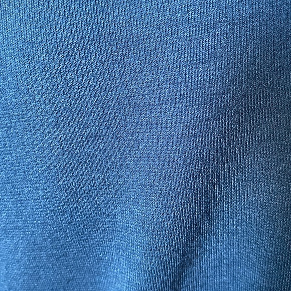 Ruffles🌬️🌫️🪽On Edges Top - Picture 16 of 17